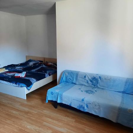 בראשוב Casa Adrian Camere Centru Vechi מראה חיצוני תמונה